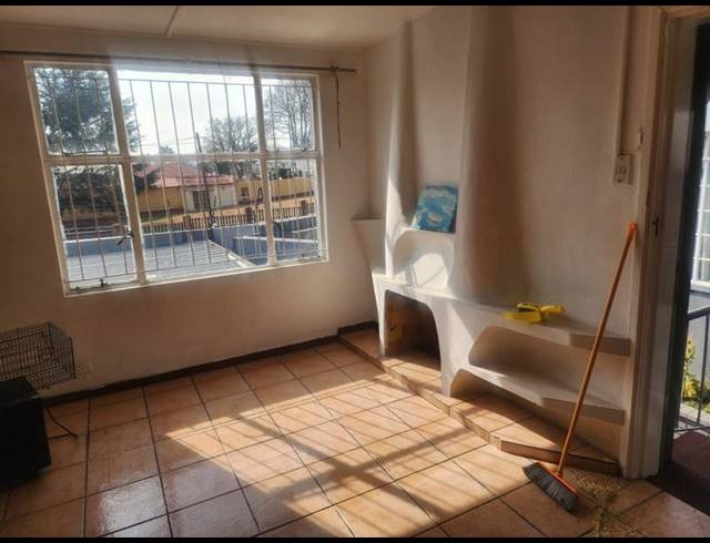 1 BEDROOM PROPERTY TO RENT IN KENSINGTON